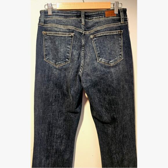 Judy Blue 9/29 High Rise Straight Fit Jeans - Picture 3 of 9